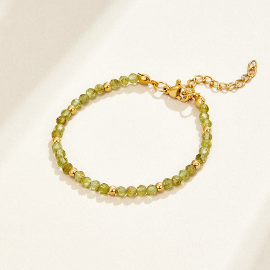 Bracelet en perles de péridot vert