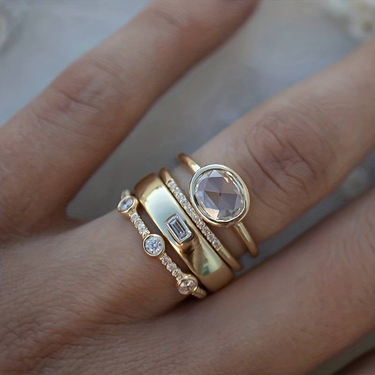 Lily - Ensemble de Bagues en Or Vintage et Zircon
