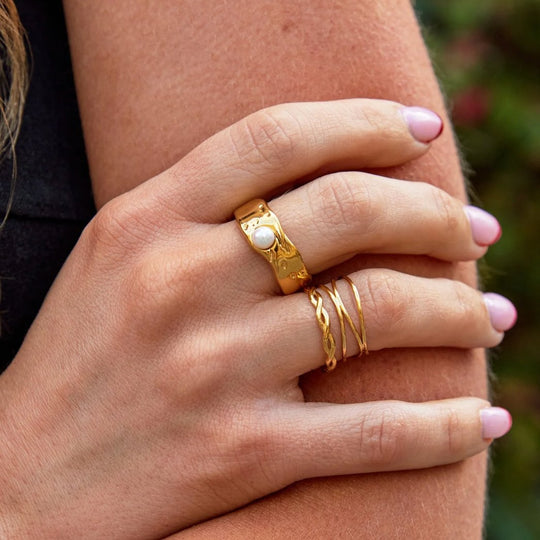 Bague Torsadée en Or 18K Infini