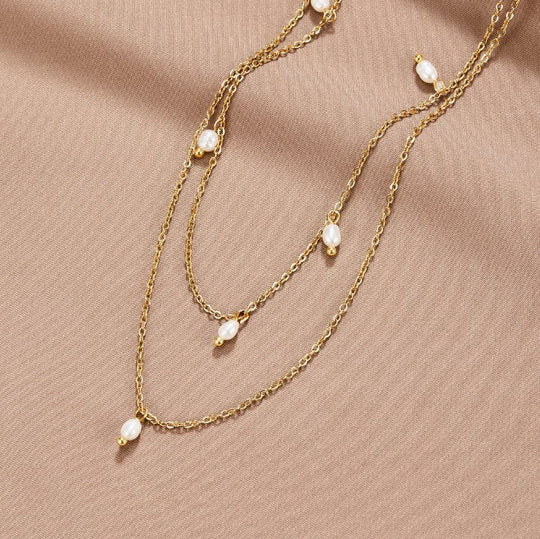 Collier superposé avec goutte de perle Kayla