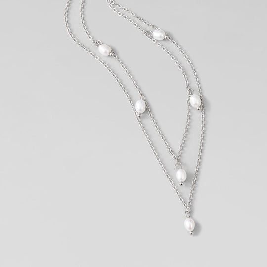 Collier en argent avec pendentif en perles Kayla