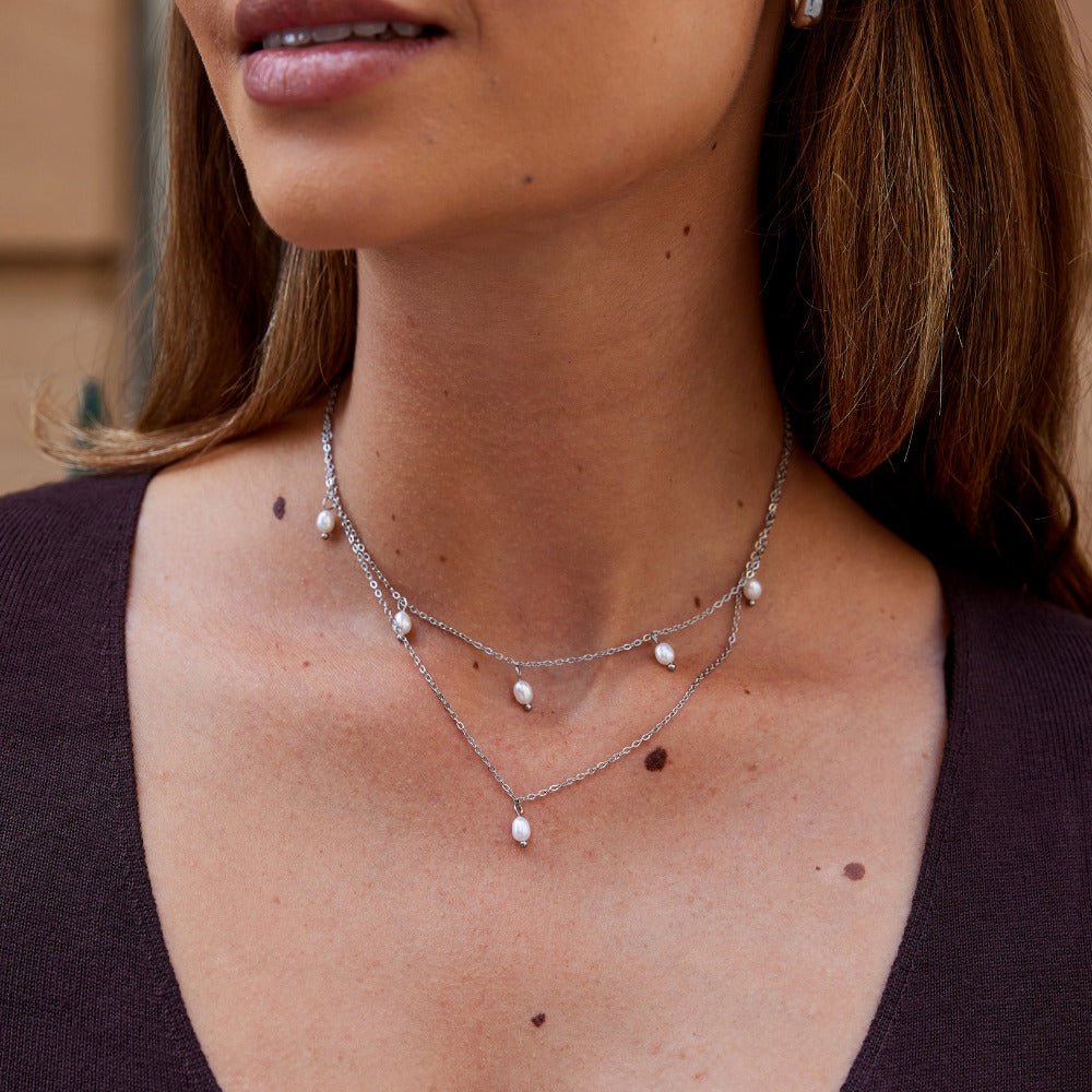 Collier en argent avec pendentif en perles Kayla