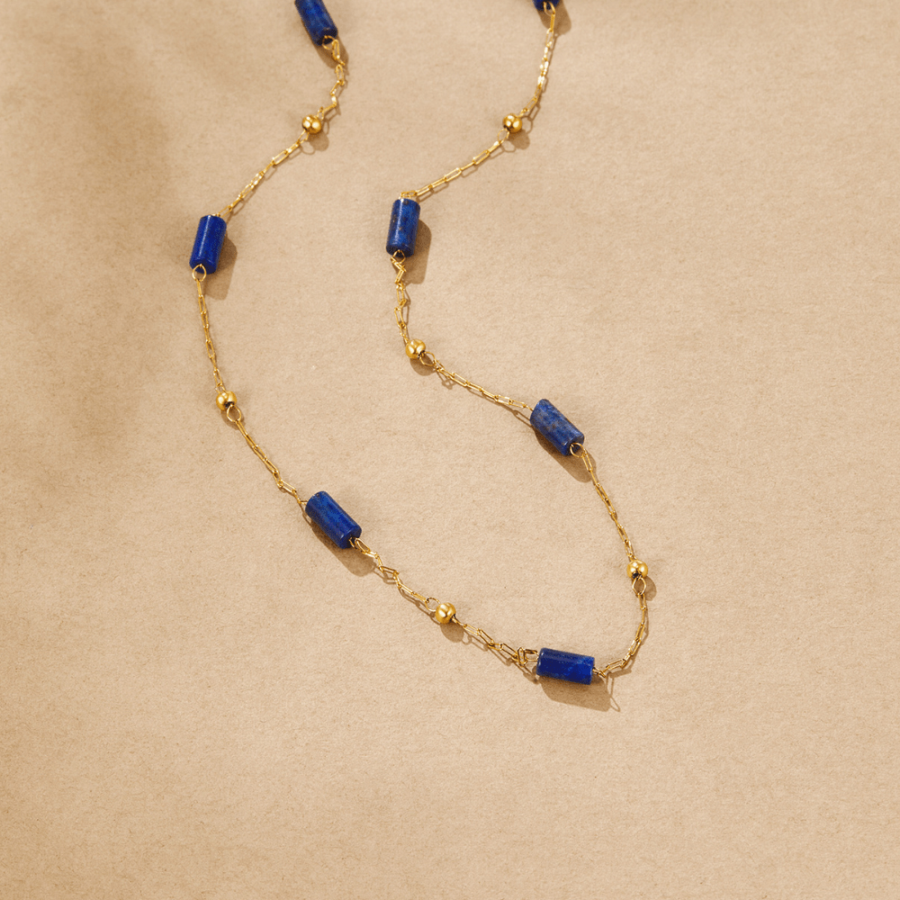 Collier en perles de lapis-lazuli