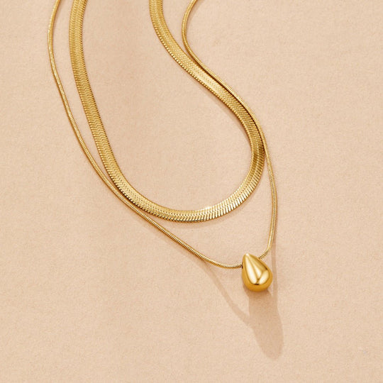 Collier en goutte d'eau Bella superposé