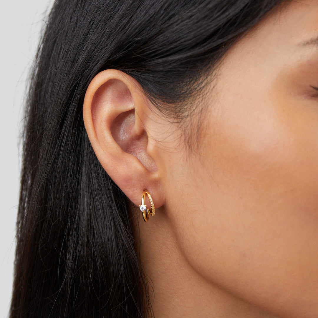 Boucles d'oreilles créoles en or avec cristaux superposés