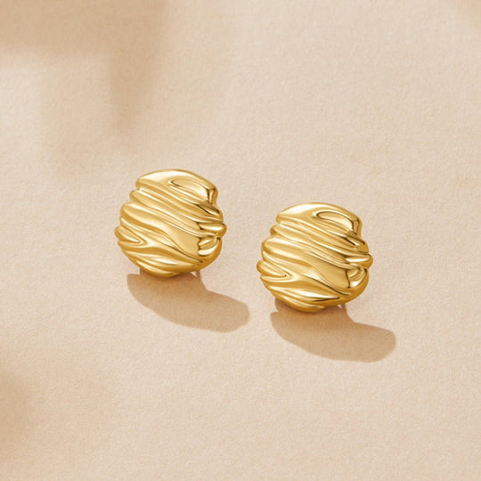 Boucles d'oreilles en or plissé avec boutons Lila