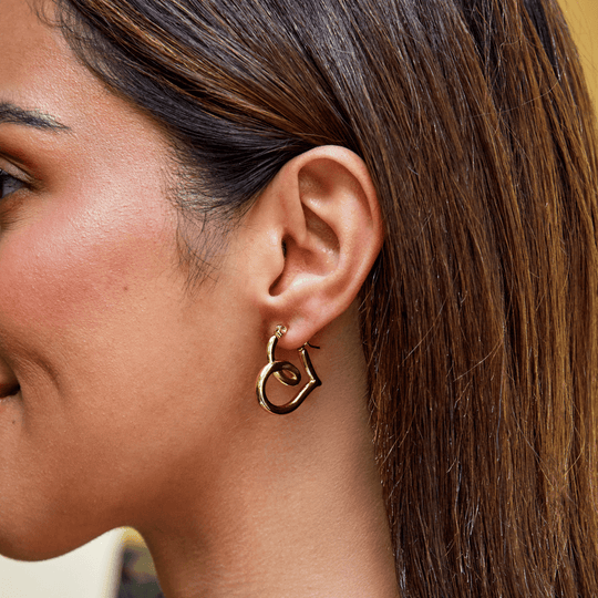 Boucles d'oreilles créoles en forme de cœur torsadé Lira