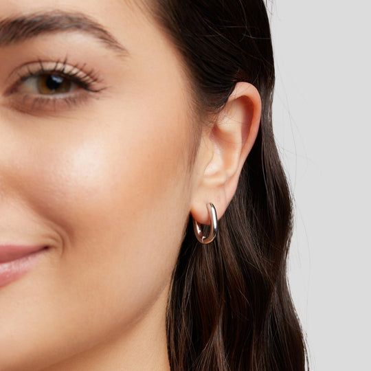 Boucles d'oreilles créoles en argent Madison