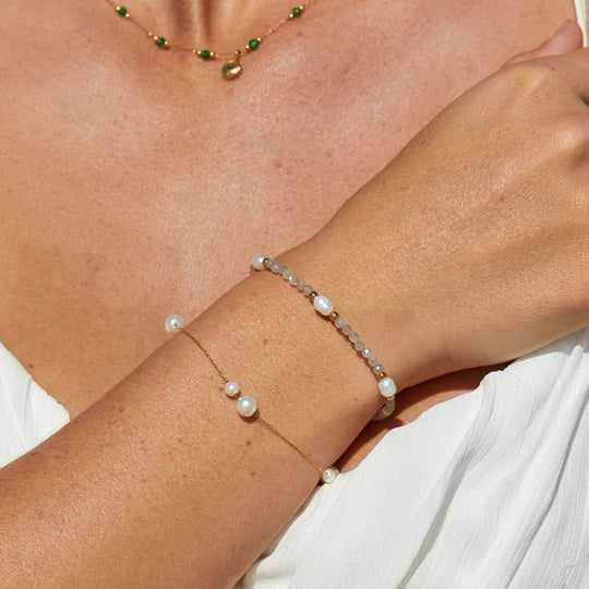 Bracelet en perles de pierre de lune et de perles
