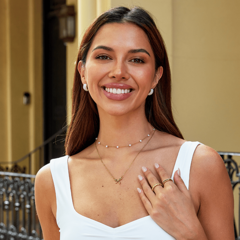 Boucles d'oreilles semi-hoops en nacre