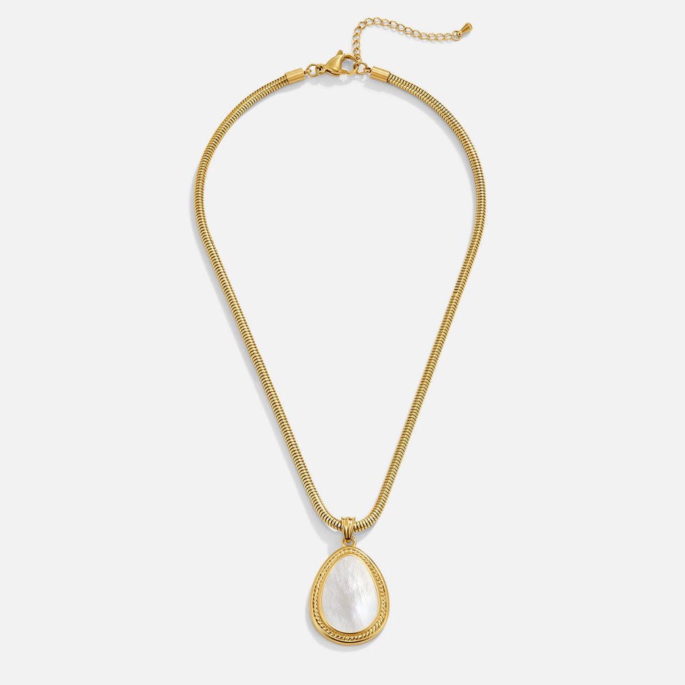 Collier en goutte d'eau en nacre