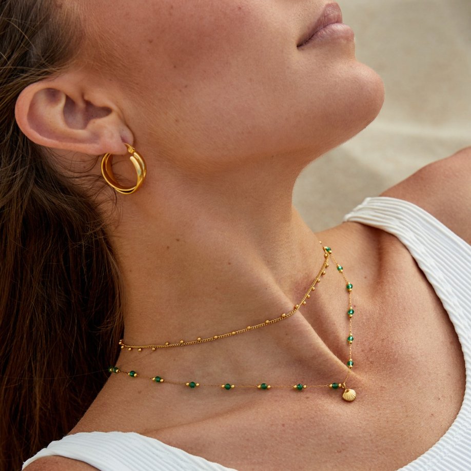 Collier Coquillage Nerissa et Perles Vertes en Or