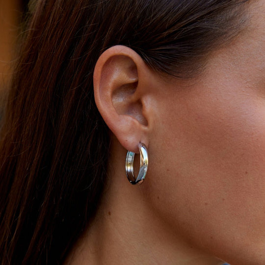 Boucles d'oreilles créoles en argent classique Nona