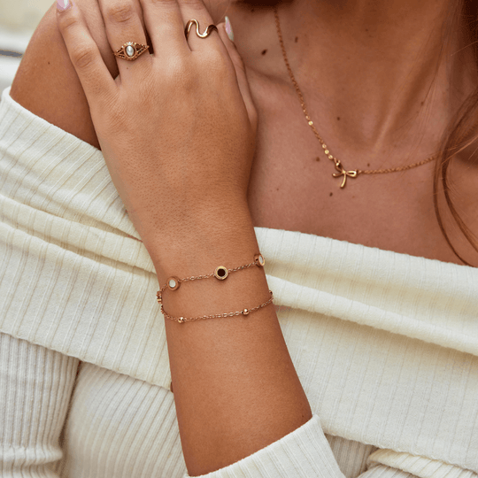 Bracelet en Onyx et Pierre Blanche