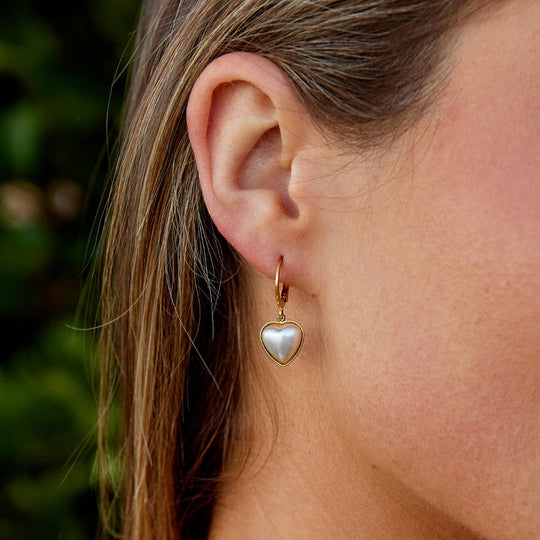 Boucles d'oreilles créoles 'Cœur Pur' en perles