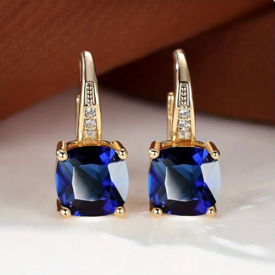 Boucles d'oreilles créoles en pierre saphir mystique