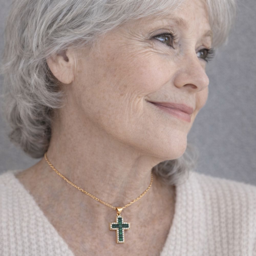Pendentif croix émeraude Solene en or