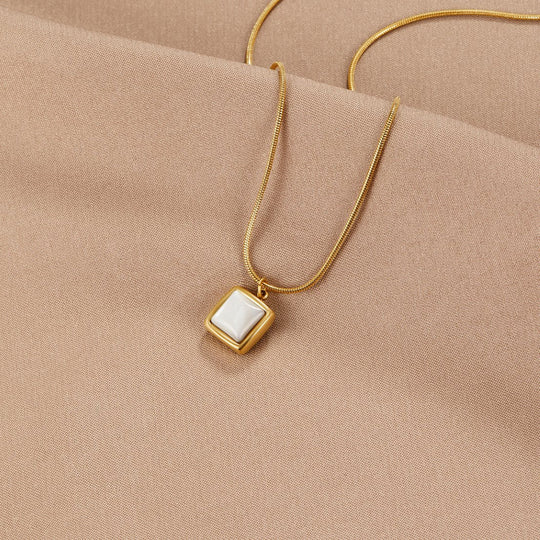 Collier Pendentif Riva Moonstone