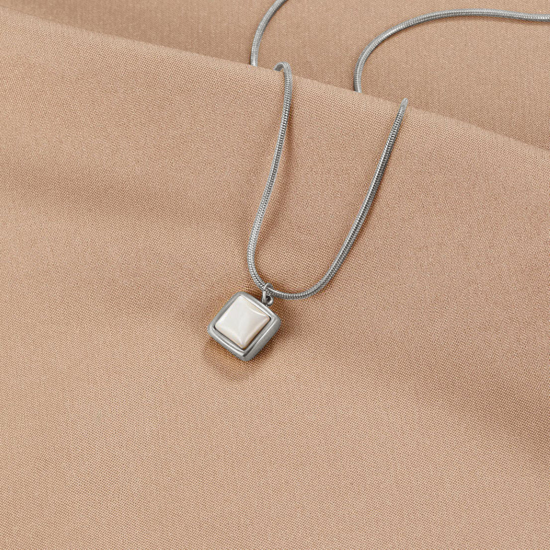Collier Pendentif Riva Moonstone