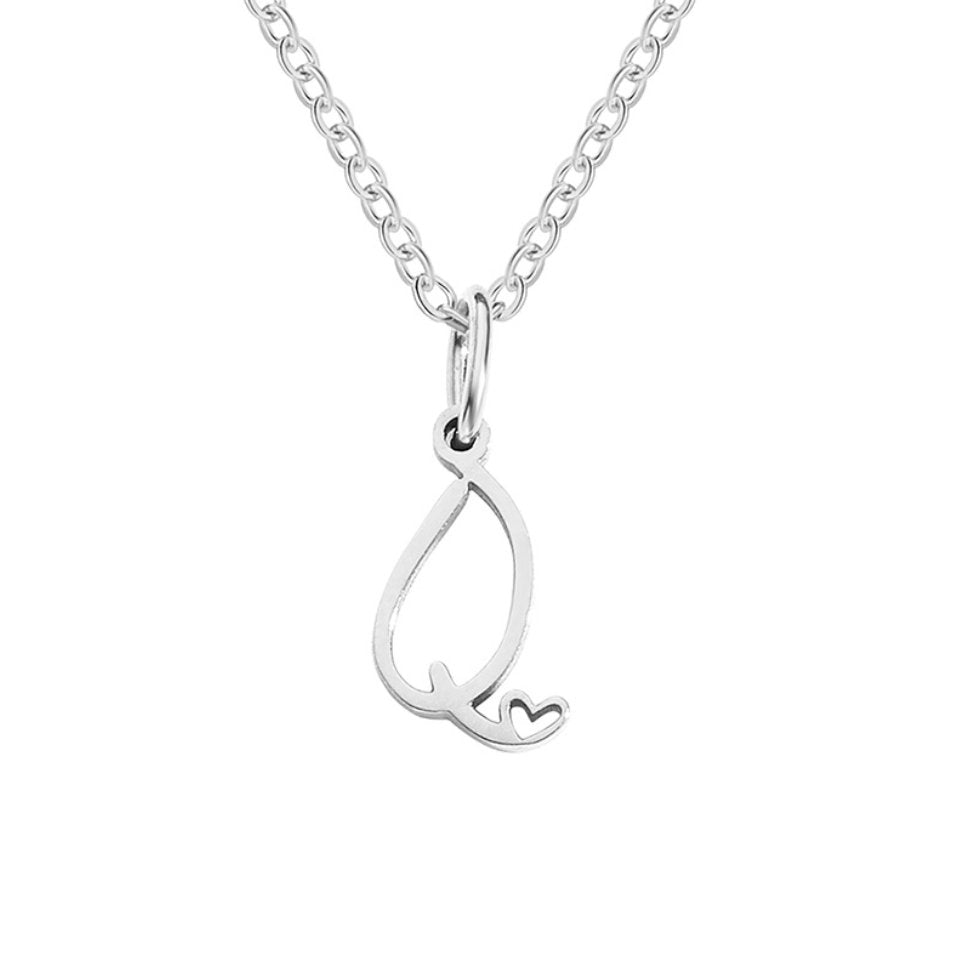 Collier en forme de cœur avec lettre en argent