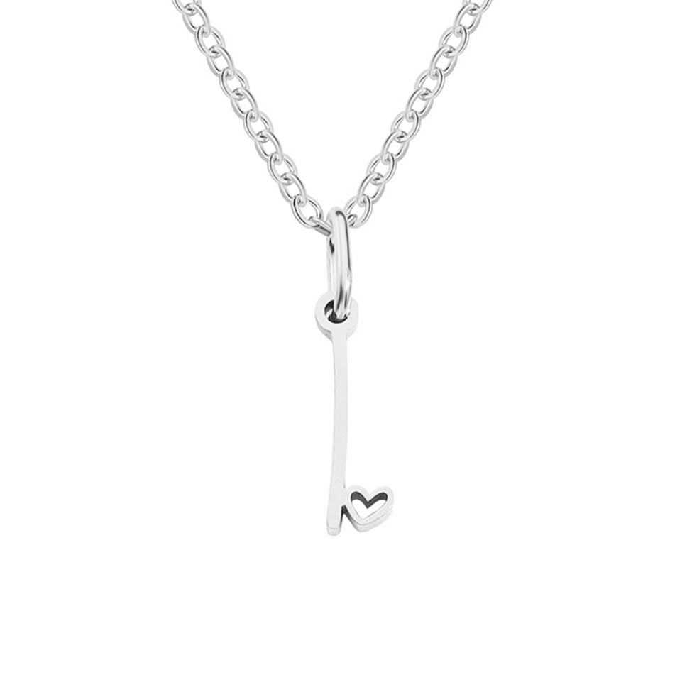 Collier en forme de cœur avec lettre en argent