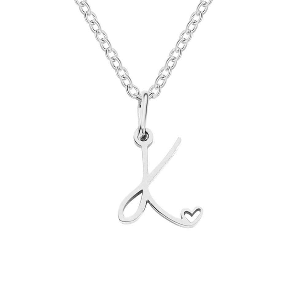 Collier en forme de cœur avec lettre en argent