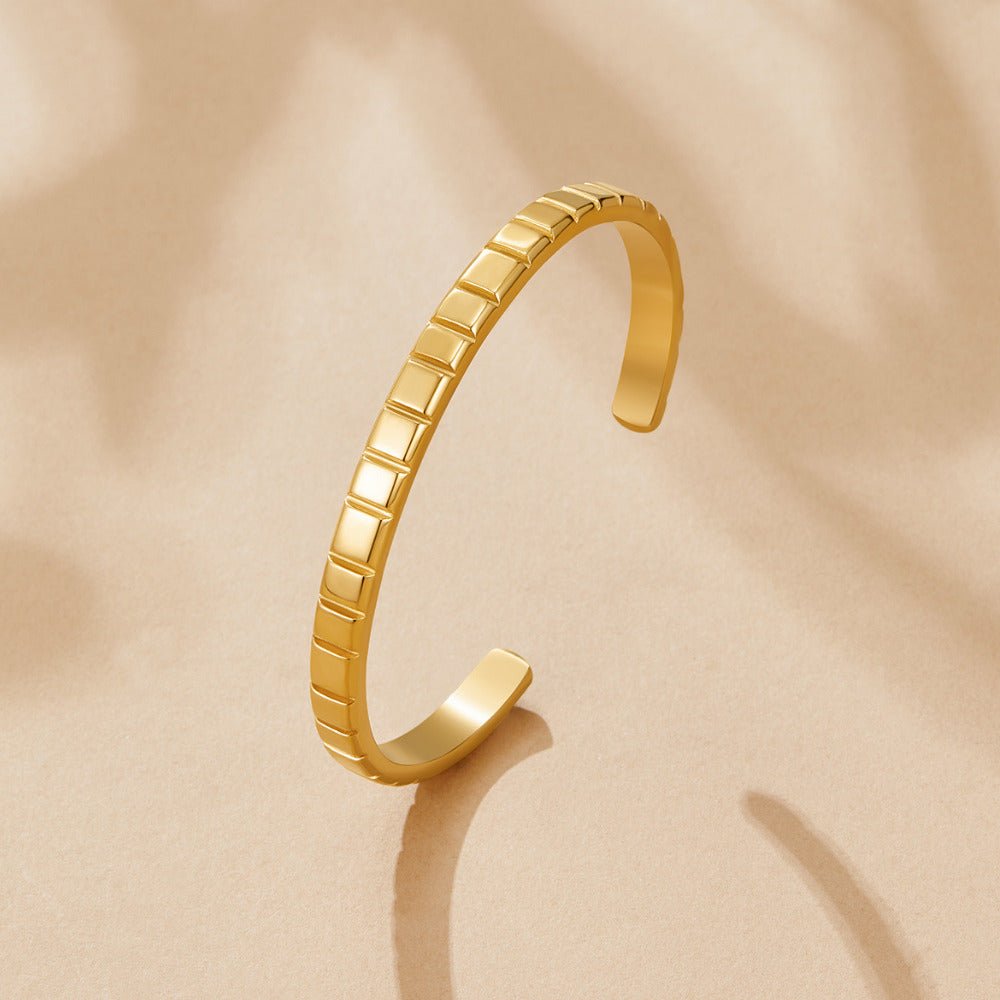 Bracelet en or strié Tasha