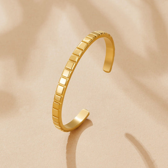 Bracelet en or strié Tasha