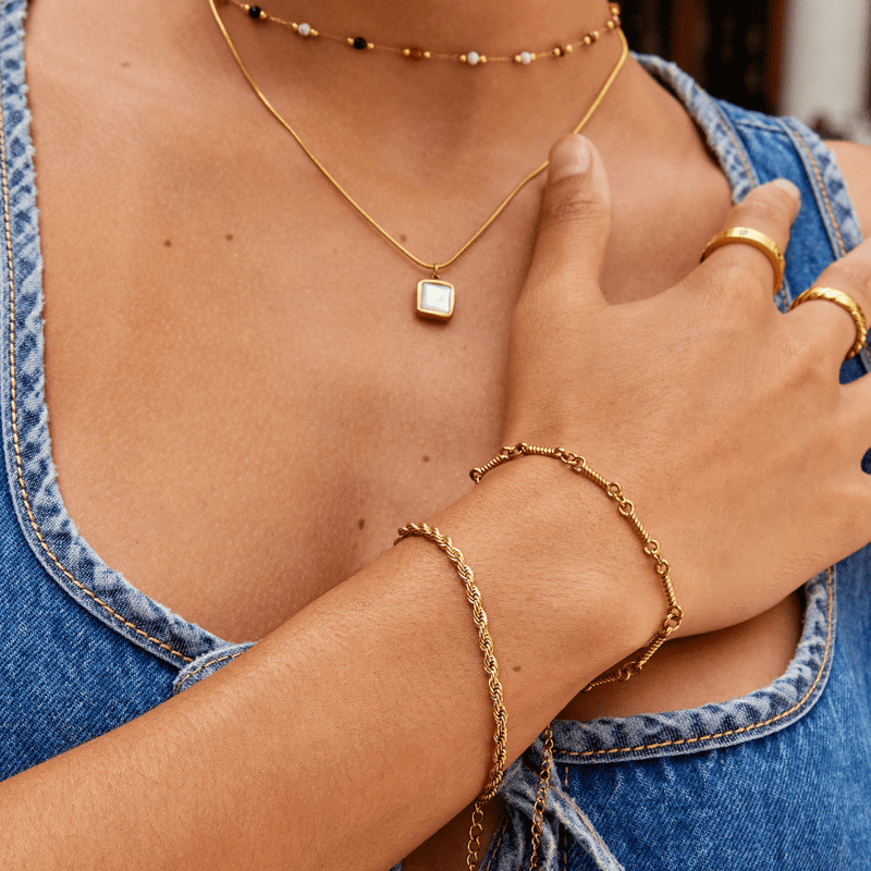 Bracelet tordu en or 18K
