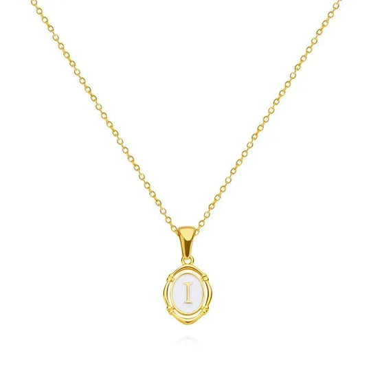 Collier Vintage en Or avec Lettres