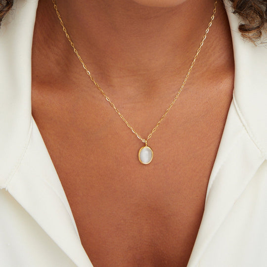 Collier en Opale Blanche