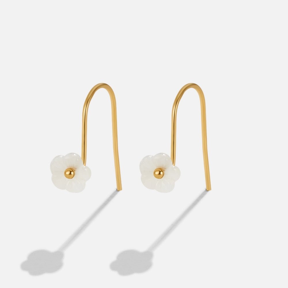 Boucles d'oreilles en forme de coquillage blanc